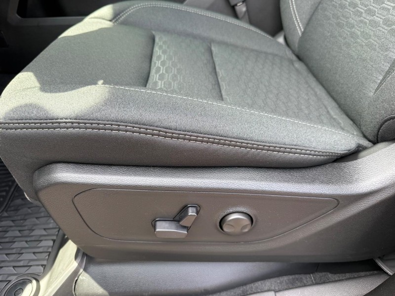 Ram 1500 Vehicle Image 19