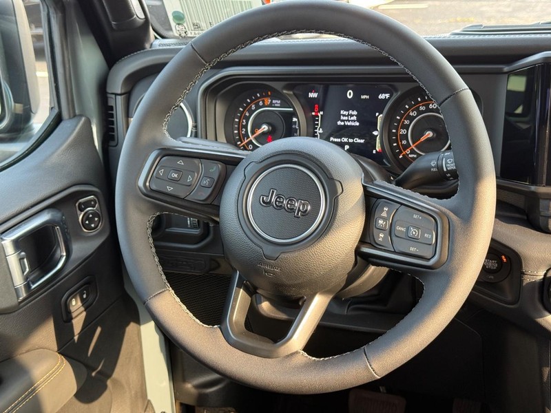 Jeep Gladiator Vehicle Image 09