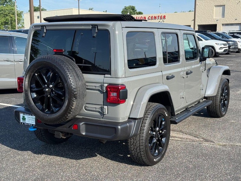 Jeep Wrangler 4xe Vehicle Image 03