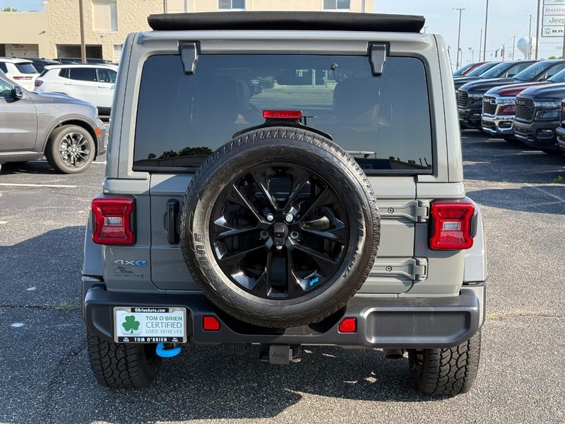 Jeep Wrangler 4xe Vehicle Image 04