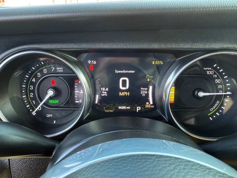 Jeep Wrangler 4xe Vehicle Image 24