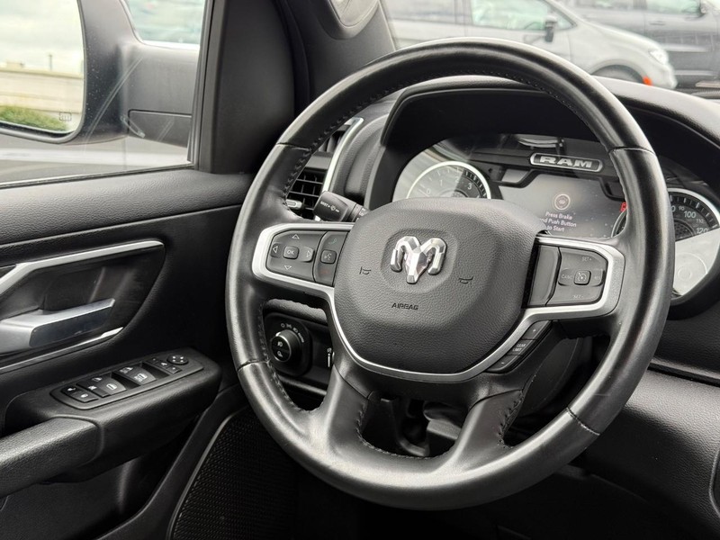 Ram 1500 Vehicle Image 12