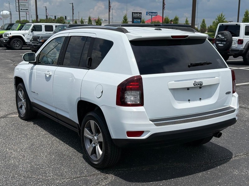 Jeep Compass Vehicle Image 05