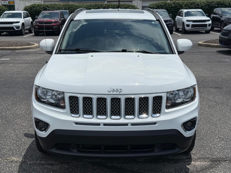 Jeep Compass Vehicle Image 09
