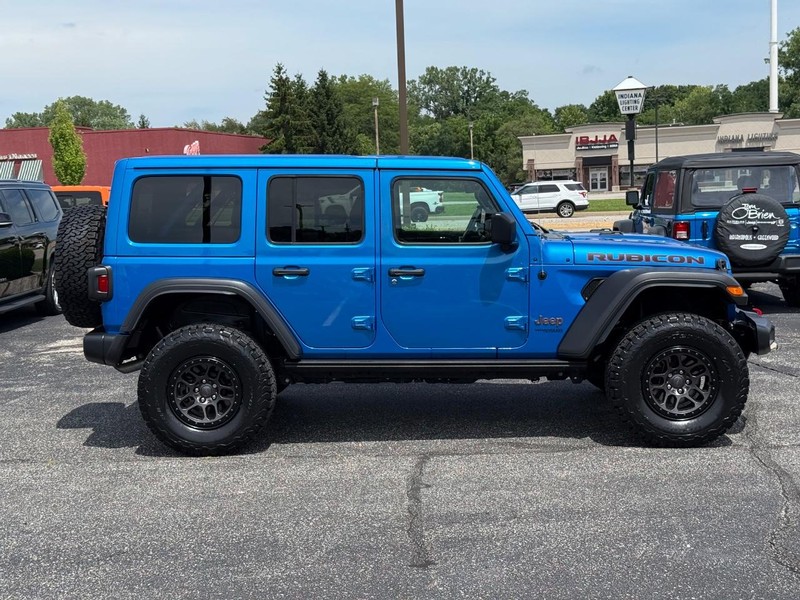 Jeep Wrangler Vehicle Image 02