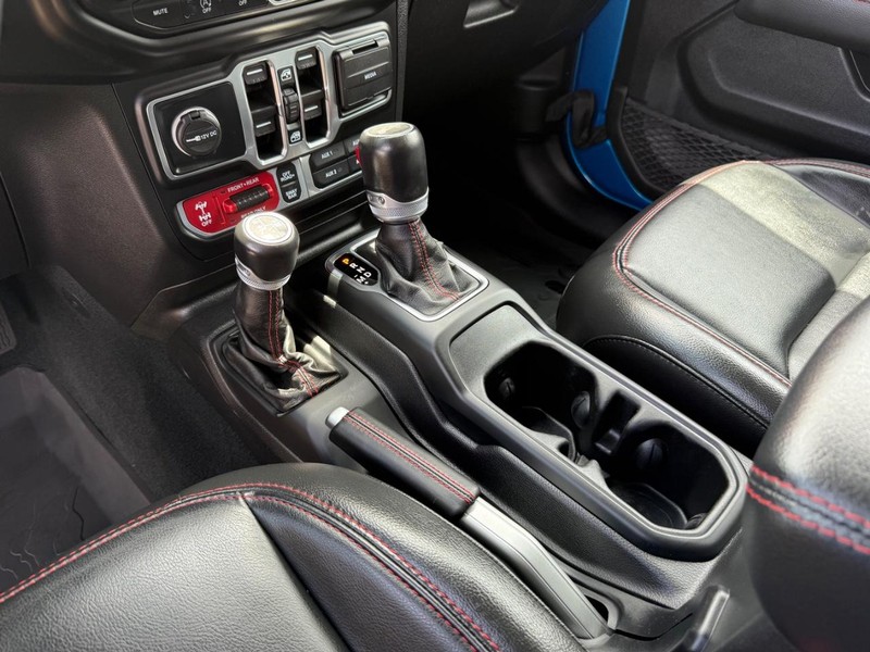 Jeep Wrangler Vehicle Image 20