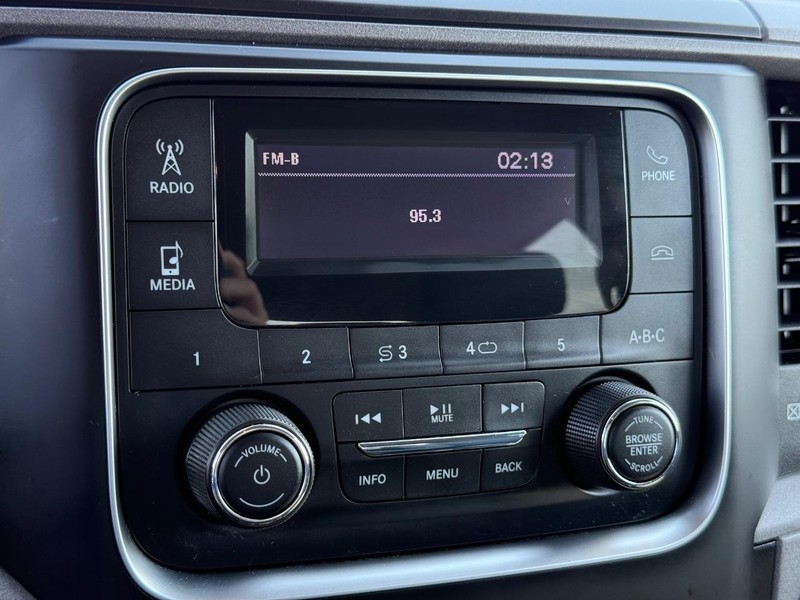 Ram 1500 Vehicle Image 15
