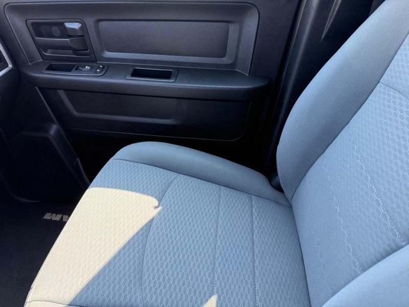 Ram 1500 Vehicle Image 18