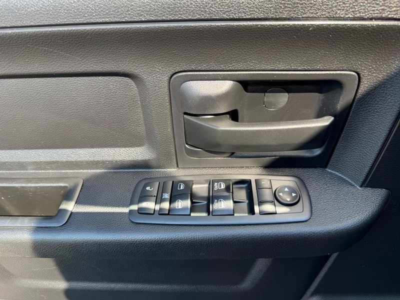 Ram 1500 Vehicle Image 21