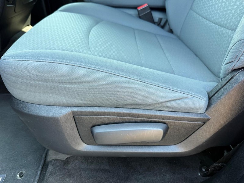 Ram 1500 Vehicle Image 22