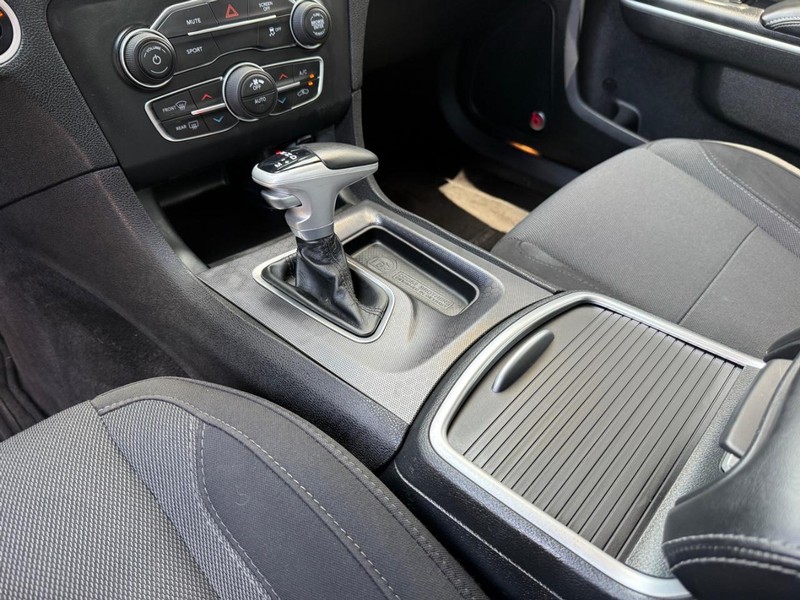 Dodge Charger Vehicle Image 19
