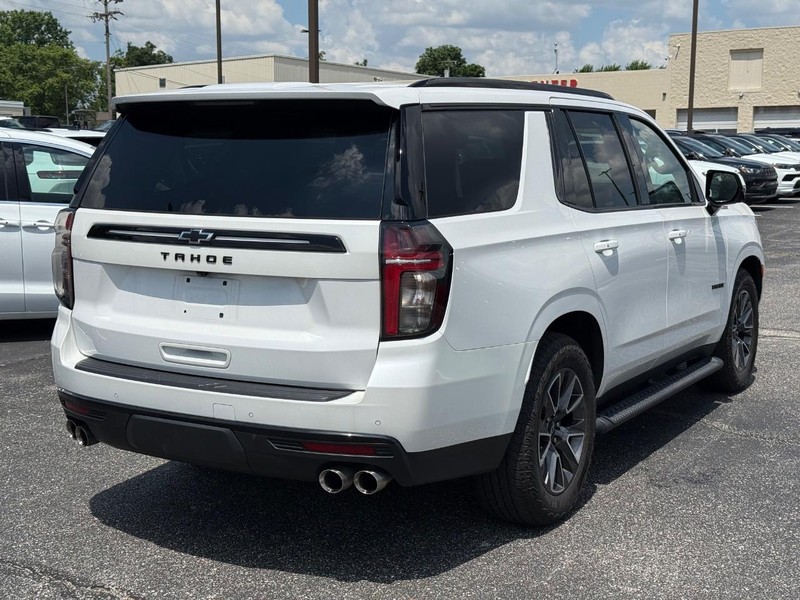 Chevrolet Tahoe Vehicle Image 03
