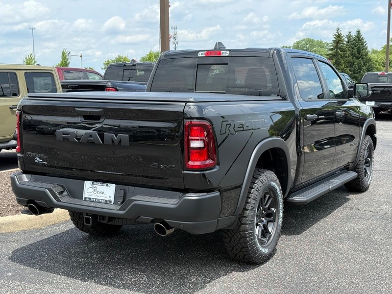 Ram 1500 Vehicle Image 03