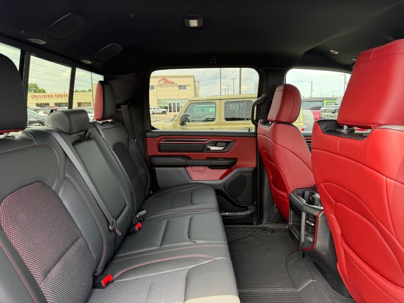 Ram 1500 Vehicle Image 04