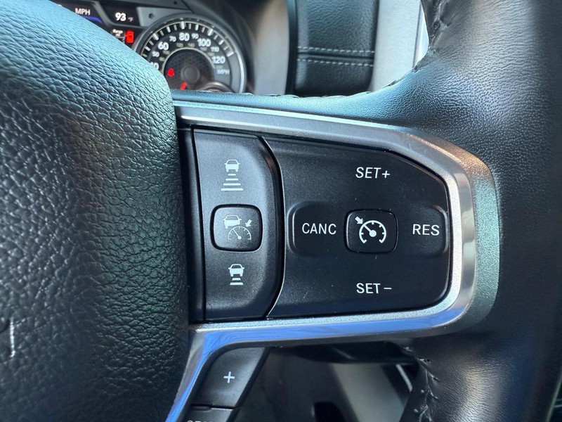 Ram 1500 Vehicle Image 15