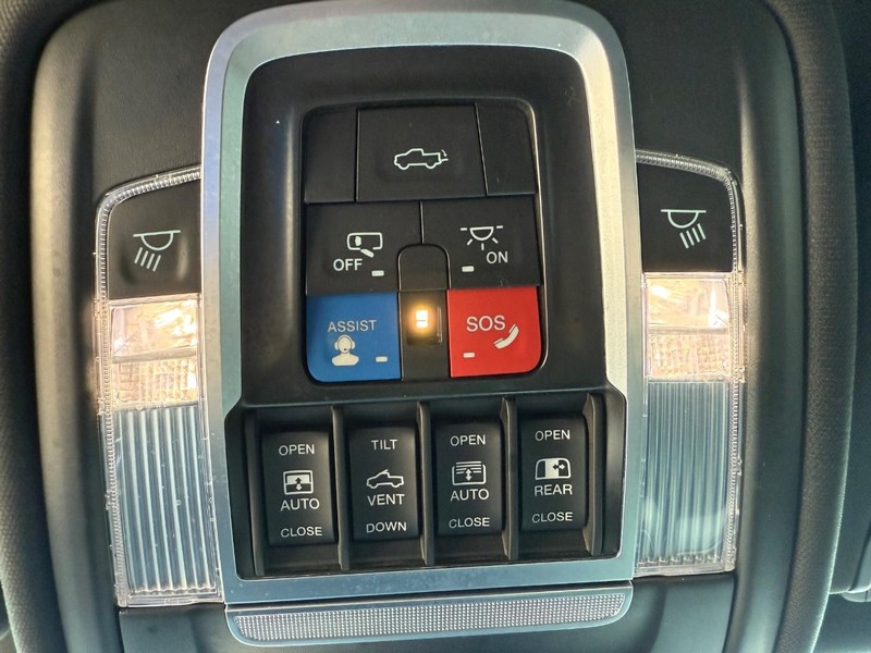 Ram 1500 Vehicle Image 21