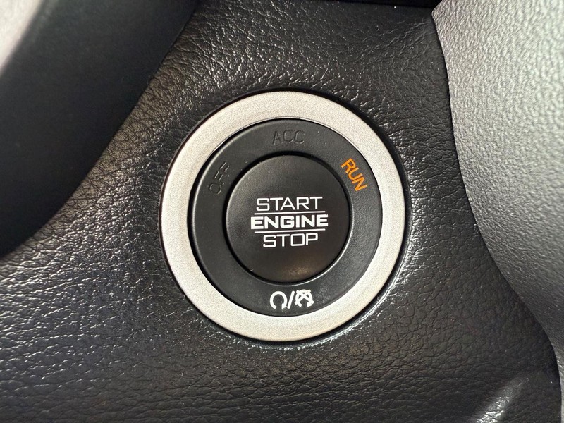 Ram 1500 Vehicle Image 15