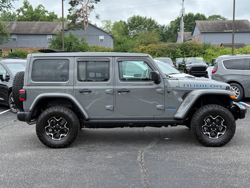Jeep Wrangler 4xe Vehicle Image 02