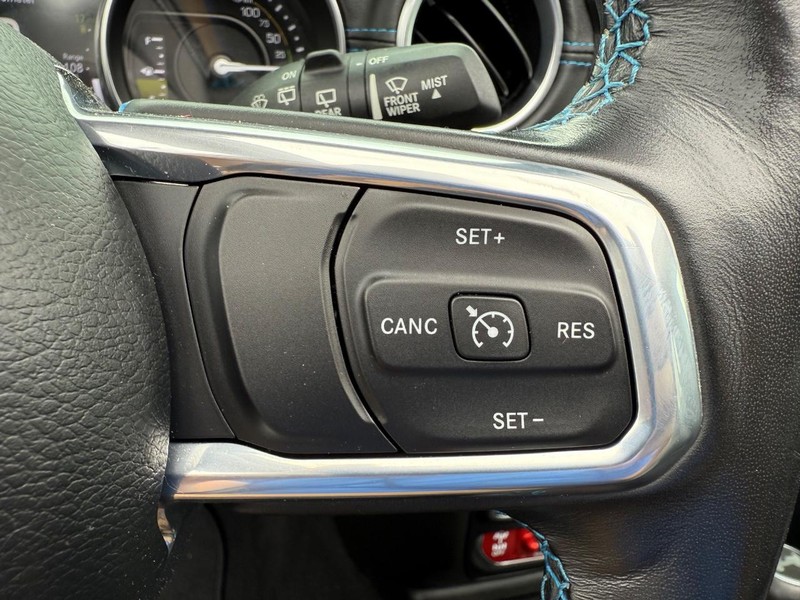 Jeep Wrangler 4xe Vehicle Image 15