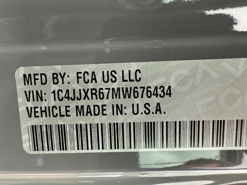 Jeep Wrangler 4xe Vehicle Image 28