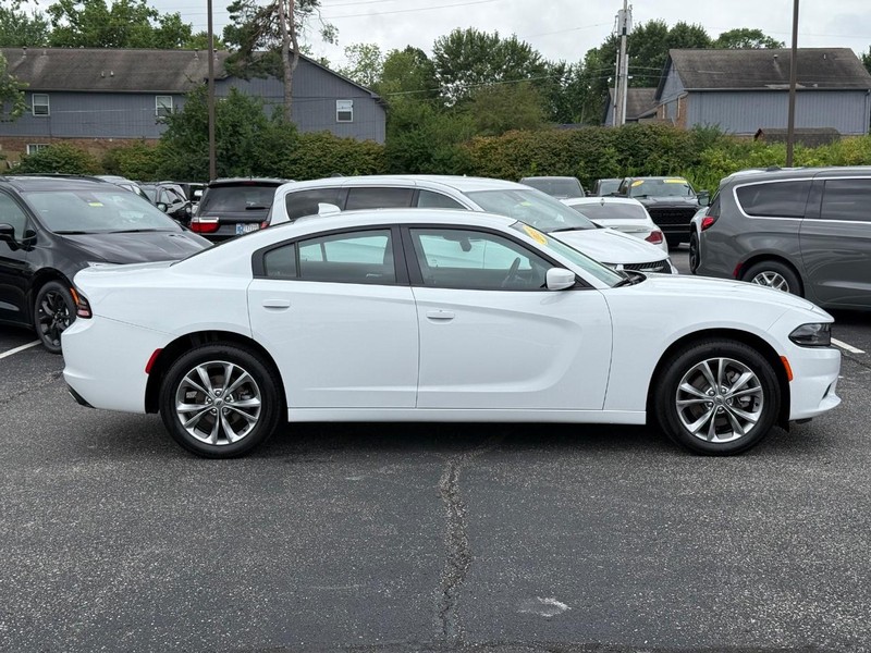 Dodge Charger Vehicle Image 02