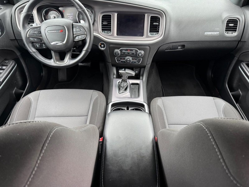 Dodge Charger Vehicle Image 11
