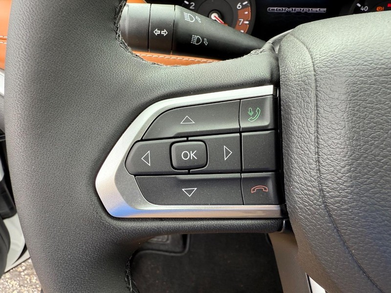 Jeep Compass Vehicle Image 07