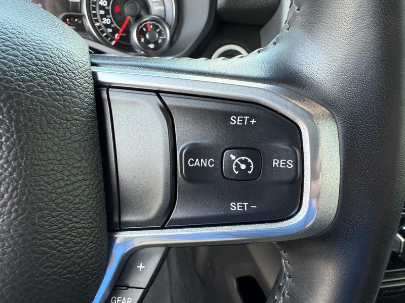 Ram 1500 Vehicle Image 14