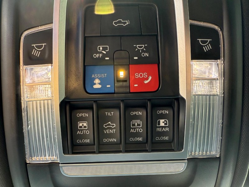 Ram 1500 Vehicle Image 20