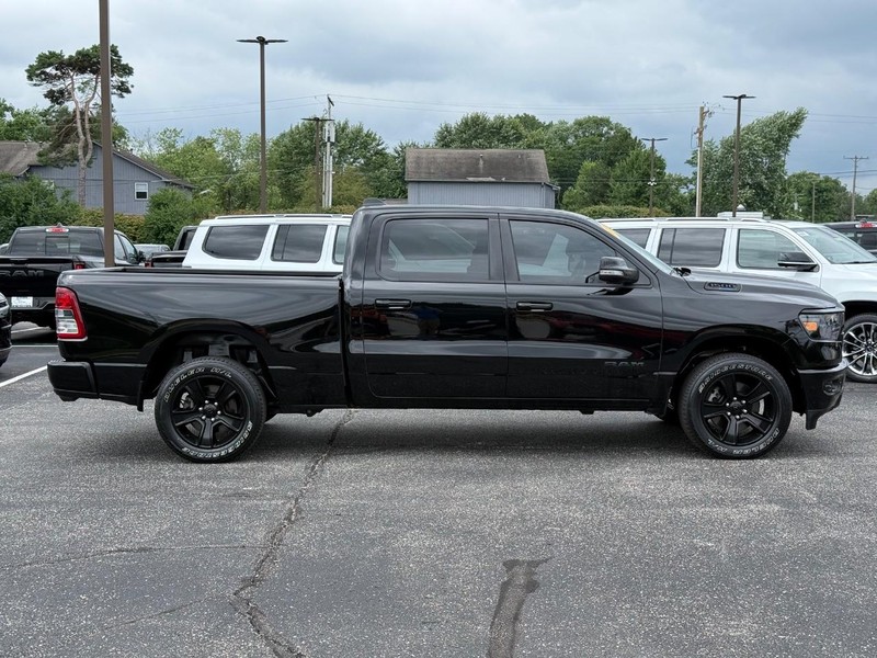 Ram 1500 Vehicle Image 02