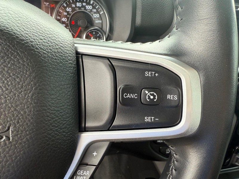 Ram 1500 Vehicle Image 15