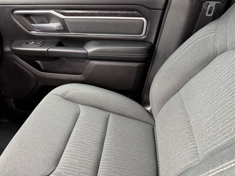 Ram 1500 Vehicle Image 20