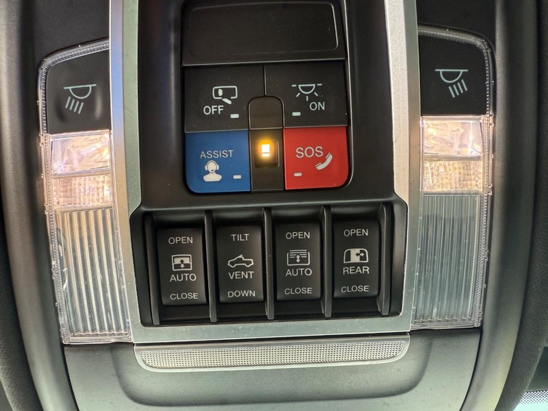 Ram 1500 Vehicle Image 21