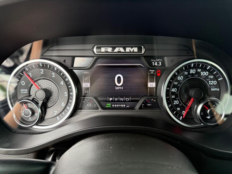 Ram 1500 Vehicle Image 22