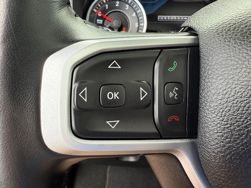 Ram 1500 Vehicle Image 14