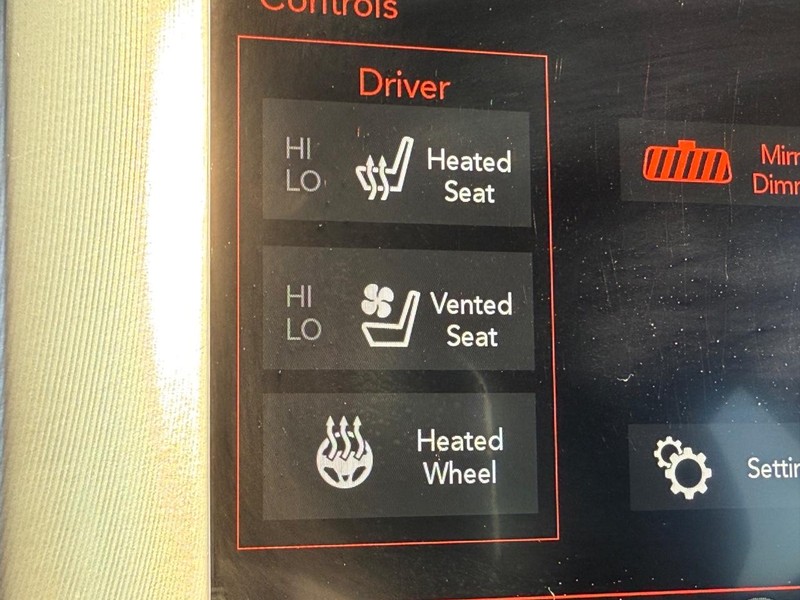 Dodge Charger Vehicle Image 17