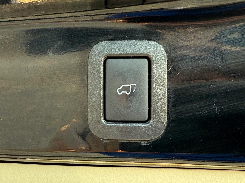 Toyota Highlander Vehicle Image 08