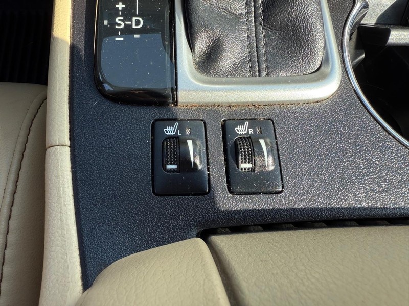Toyota Highlander Vehicle Image 17