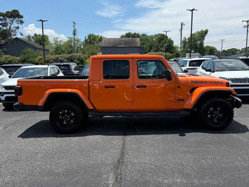 Jeep Gladiator Vehicle Image 02