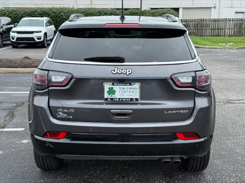 Jeep Compass Vehicle Image 04