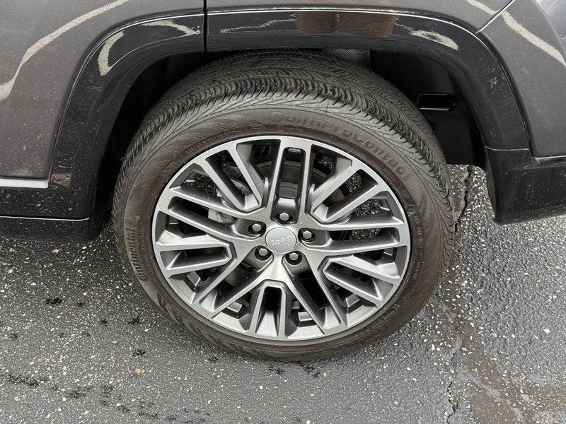 Jeep Compass Vehicle Image 06