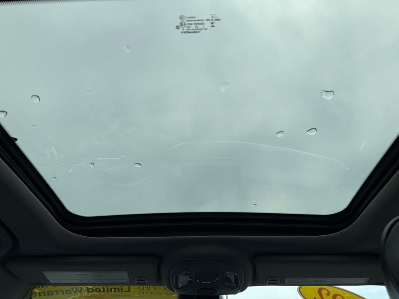 Jeep Compass Vehicle Image 12