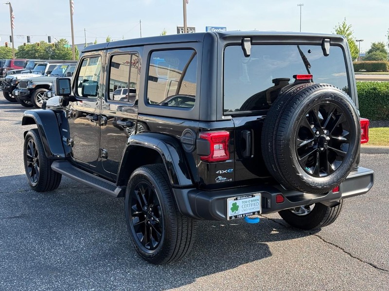 Jeep Wrangler 4xe Vehicle Image 05
