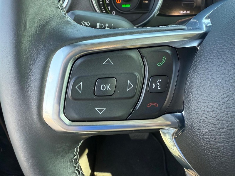 Jeep Wrangler 4xe Vehicle Image 13