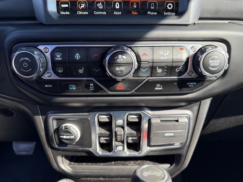 Jeep Wrangler 4xe Vehicle Image 19