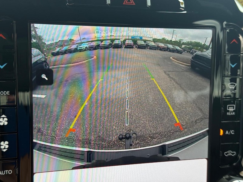 Ram 1500 Vehicle Image 18
