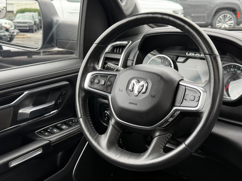 Ram 1500 Vehicle Image 13
