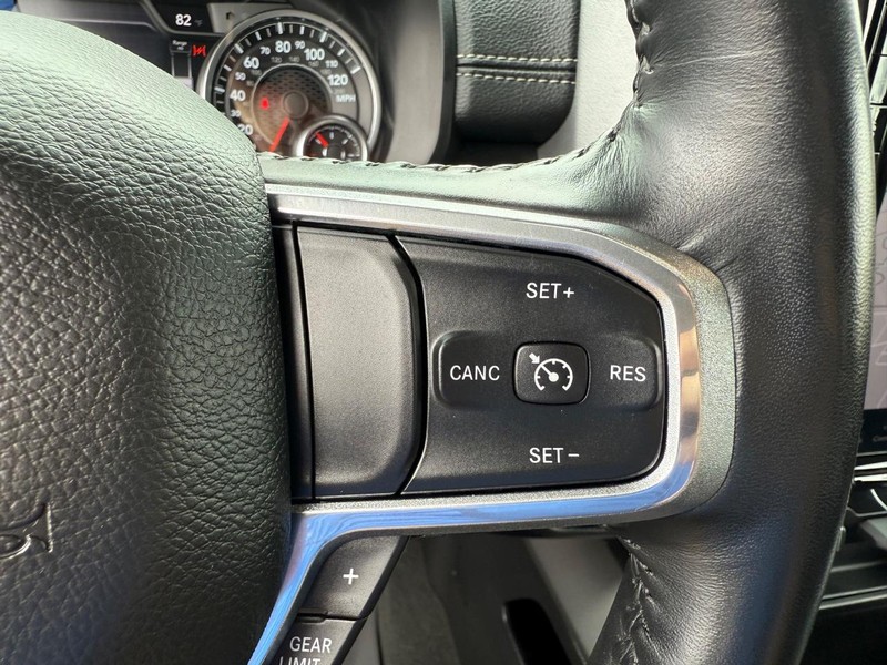 Ram 1500 Vehicle Image 15