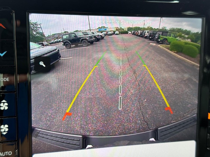 Ram 1500 Vehicle Image 18