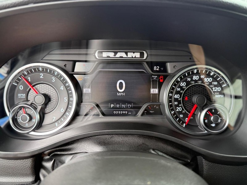 Ram 1500 Vehicle Image 22